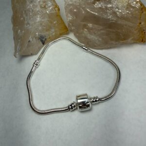 Pulseira para berloques prateada