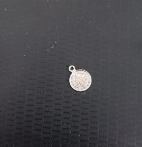 Mini medalha São Bento prateada