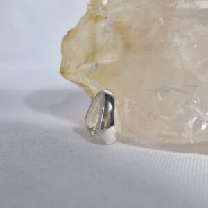 Base para pingente unissex Abraço prateada