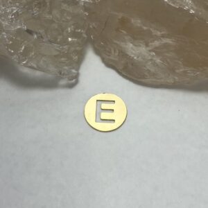 Letra circular E