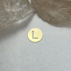 Letra circular L
