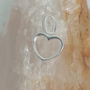 Moldura mini coração P vazada (prateado)