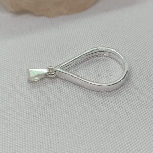 Moldura gota vazado M (prateado)