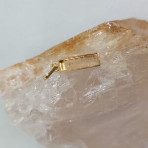 Moldura Mini retângulo prata 925 banhada à ouro - Com fundo
