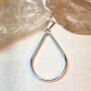 Moldura gota vazado G (prateado)